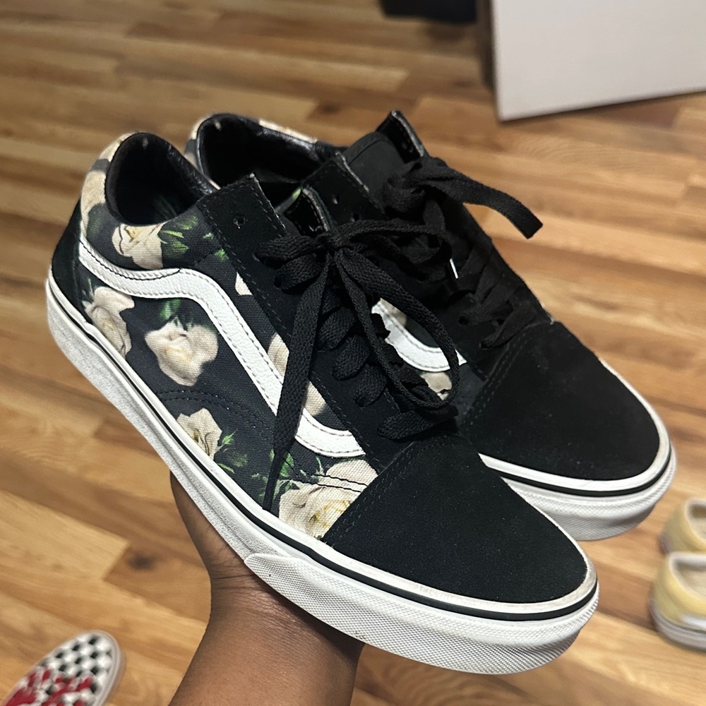 Floral Vans